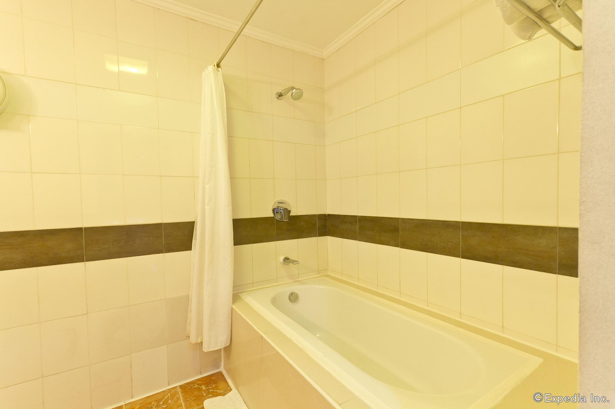 Dulcinea Hotel And Suites Мактан Экстерьер фото