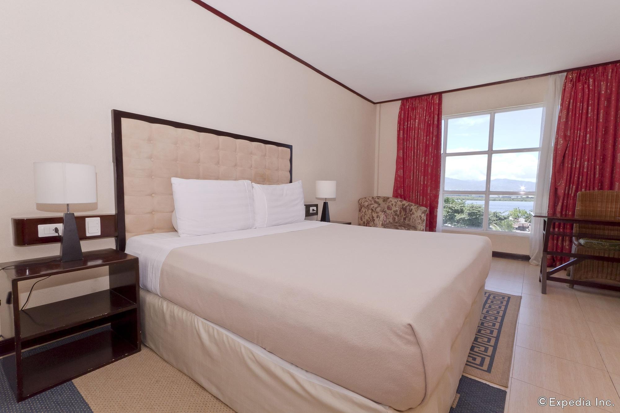 Dulcinea Hotel And Suites Мактан Экстерьер фото